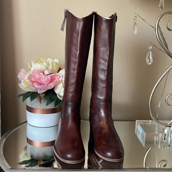 New FRYE Mellisa button cognac boots - Picture 5 of 13